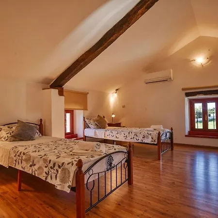 Hotel Bella Istria With Sea Views And Pool